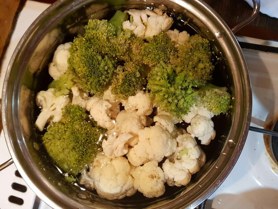 PRZEPIS: Zapiekanka z kalafiora i brokułów