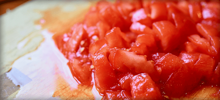 PRZEPIS: Bezglutenowy makaron w sosie porowo-pomidorowym z tuńczykiem