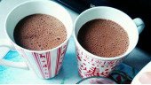PRZEPIS: Białkowo-tłuszczowa gorąca czekolada