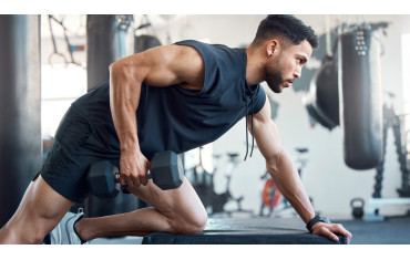 Kreatyna - cyklicznie czy codziennie? Z ładowaniem czy bez? Strategie stosowania