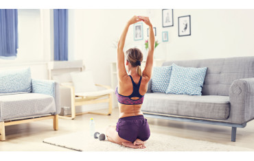 Najlepsze ćwiczenia na plecy w domu dla dziewczyn