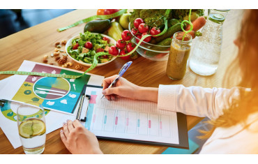 Jak ułożyć jadłospis na redukcję dla początkujących?