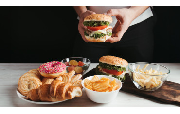 Cheat meal - na czym polega i czy warto go wprowadzić do diety?