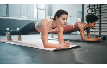 Trening core - na czym polega? Przykładowy plan treningowy core stability