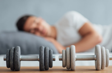 Sen a metabolizm – jak brak snu spowalnia przemianę materii