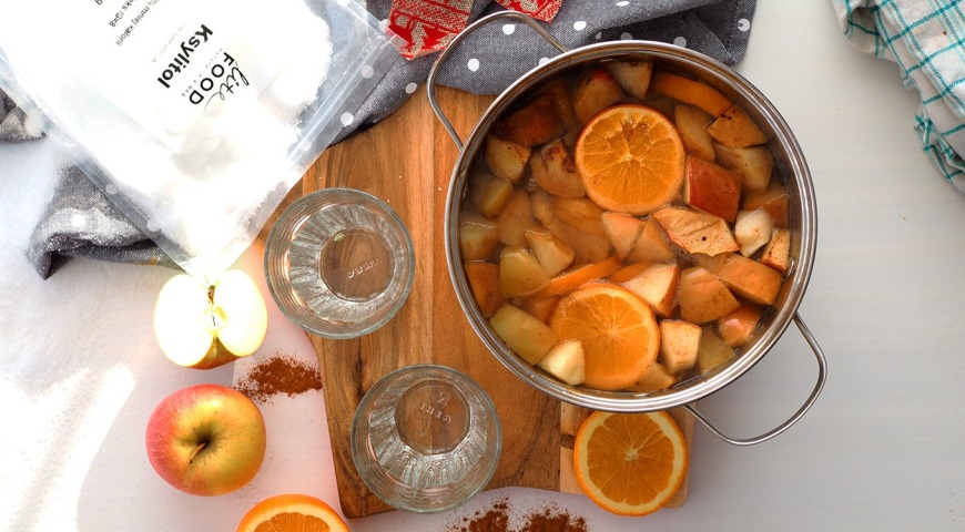 PRZEPIS: Świąteczny kompot cytrusowy