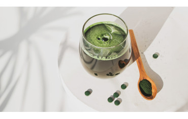 Chlorella vs spirulina - które algi są lepsze?