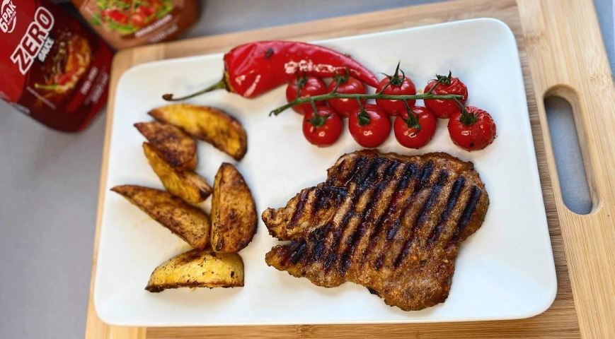 PRZEPIS: Domowy stek z frytkami