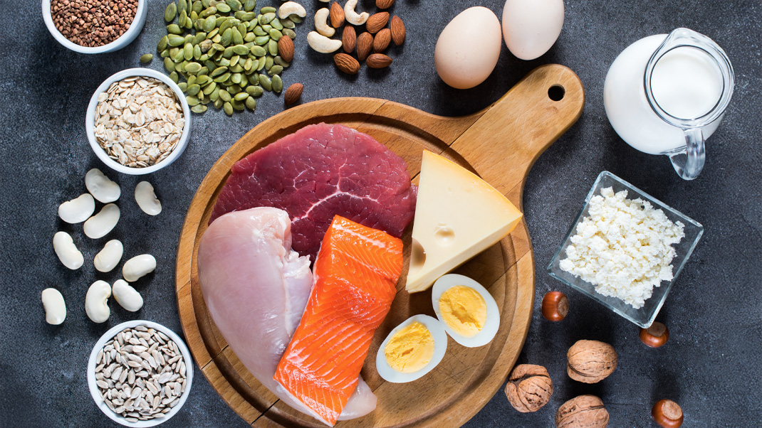 Ile białka dziennie przyjmować - dokładne wyliczenie na kg masy ciała